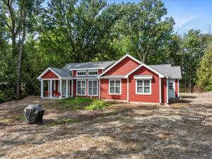 Sy Lake home for sale at 11619  Sy Lake Ln in Schleswig Wisconsin