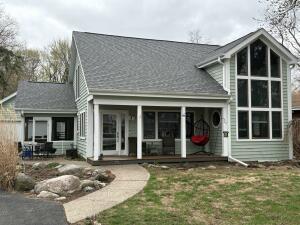 Lake Mary home for sale at 141 W Park Dr in Twin Lakes Wisconsin