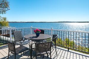 Pewaukee Lake home for sale at N39W27485  Hillside Grove Rd in Pewaukee Wisconsin