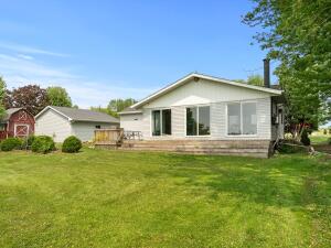Winnebago home for sale at N2265  Brothertown Beach Rd in Brothertown Wisconsin