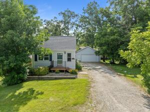 Lake Como home for sale at N3335  University Rd in Geneva Wisconsin
