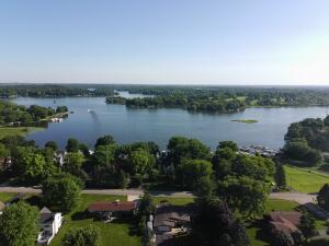 Lauderdale home for sale at W5318  Briarwood Rd in Sugar Creek Wisconsin