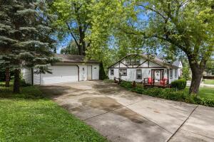 Delavan home for sale at 4117  Chestnut Ave in Delavan Wisconsin