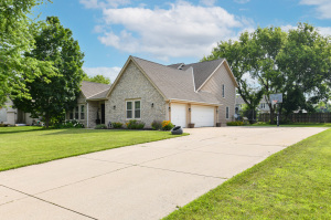 Big Muskego home for sale at W156S7962  Audrey Ct in Muskego Wisconsin