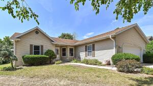 Hidden Lake home for sale at 4205 W Carmel Dr in Franklin Wisconsin