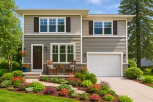 Pewaukee Lake home for sale at N21W29727  Glen Cove Rd in Delafield Wisconsin