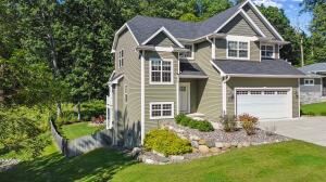 Como home for sale at N3243  Violet Rd in Geneva Wisconsin