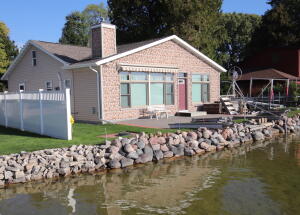 Wilke Lake home for sale at 10528  Sunny Vista Ln in Schleswig Wisconsin
