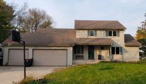 Sinissippi home for sale at W4436 E Lakeview Rd in Hustisford Wisconsin