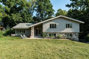 Arrowhead Lake home for sale at 16690  Shore Line Dr in Brookfield Wisconsin