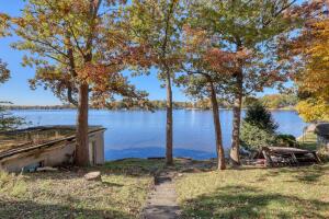 Okauchee home for sale at W339N5333  Road O - in Merton Wisconsin