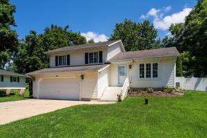 Pleasant home for sale at N7686  Rendell Dr in La Grange Wisconsin