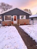 Deeded Water home for sale at 5918 N 72nd St in Milwaukee Wisconsin