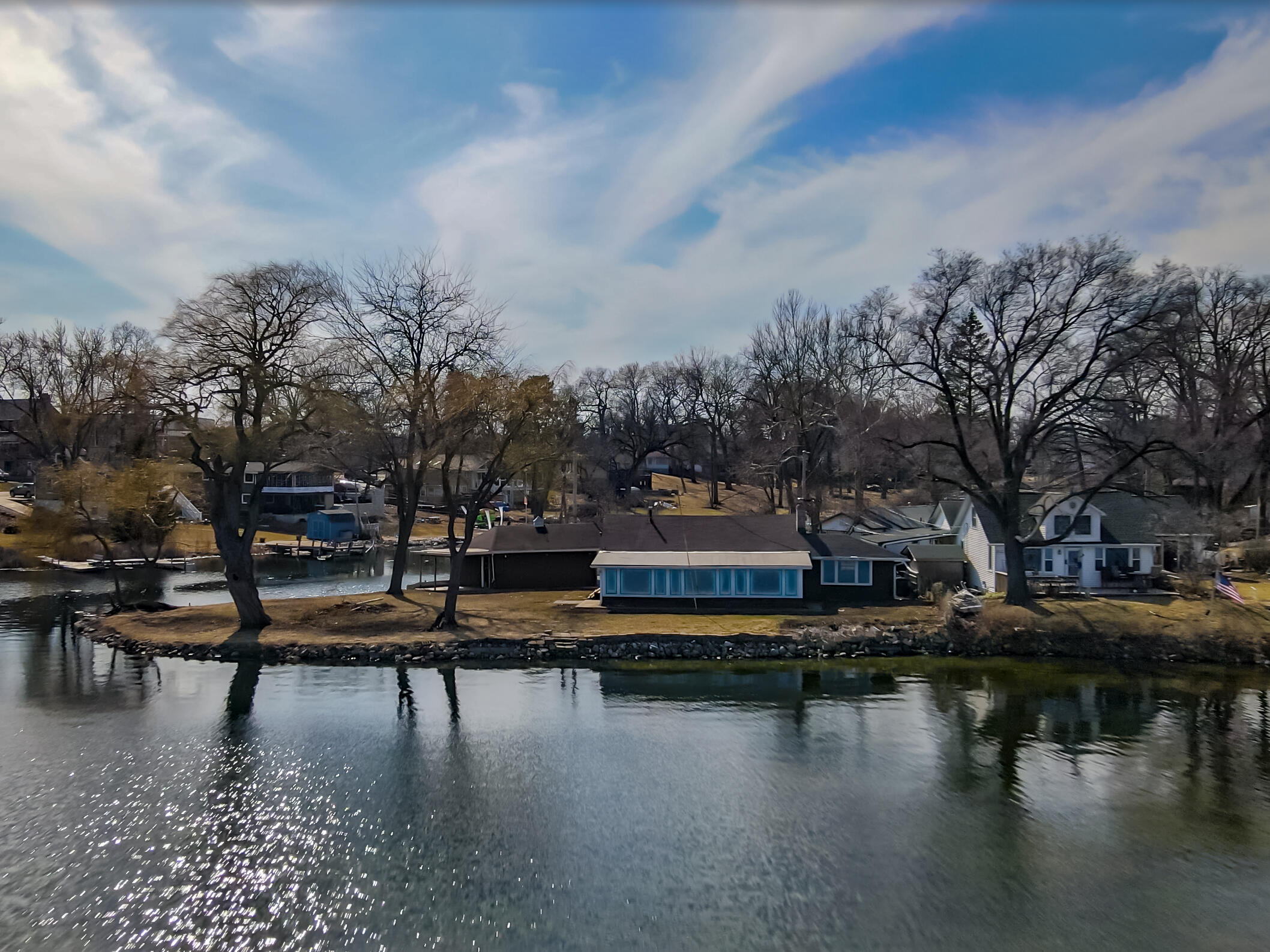 Wisconsin Lake Home for sale (MLS#: 1784203) at 24300  72nd St, in Paddock Lake, Wisconsin. (3 of 12)