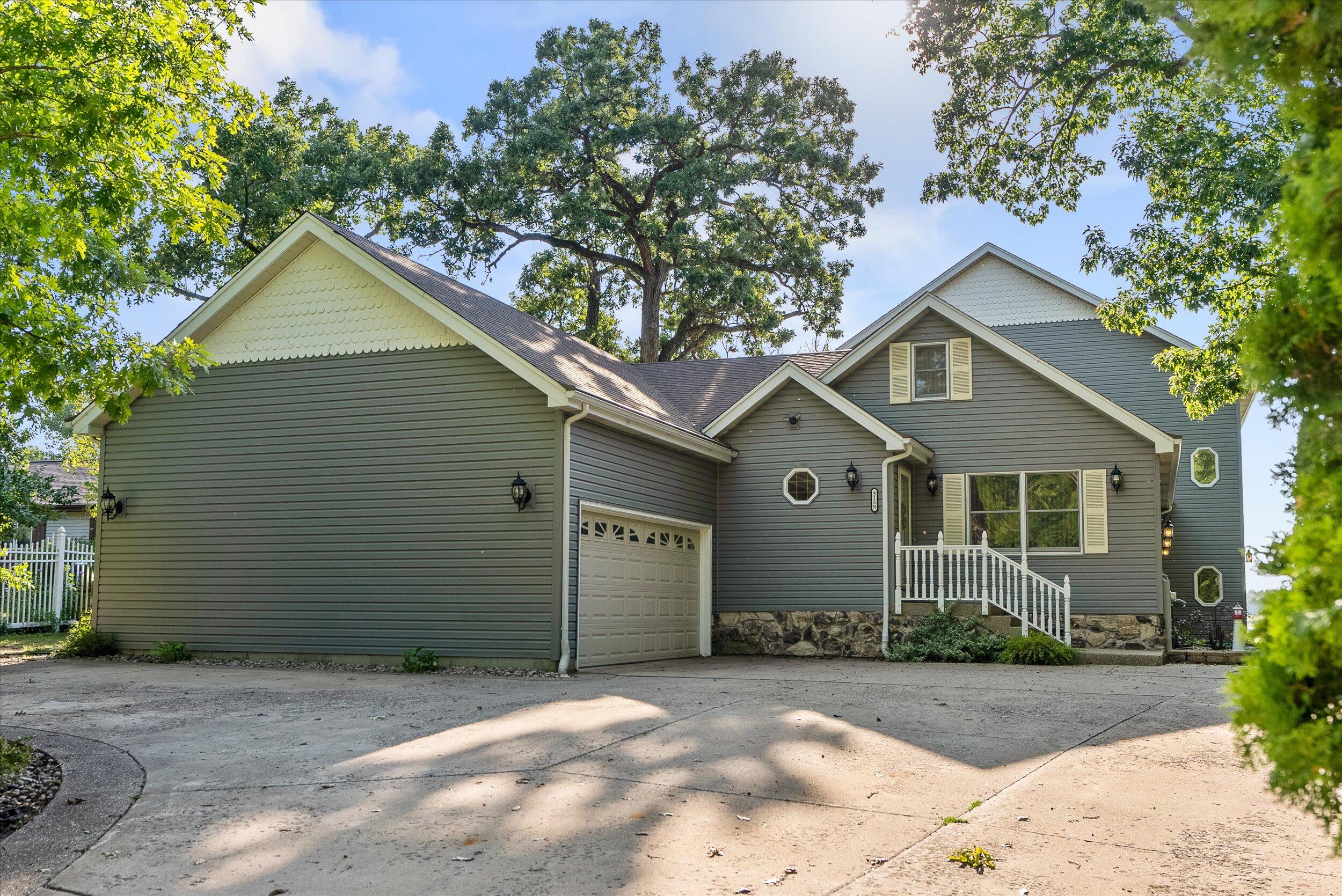 Wisconsin Lake Home for sale (MLS#: 1847366) at 3159 E Lake Shore Dr, in Twin Lakes, Wisconsin. (2 of 70)