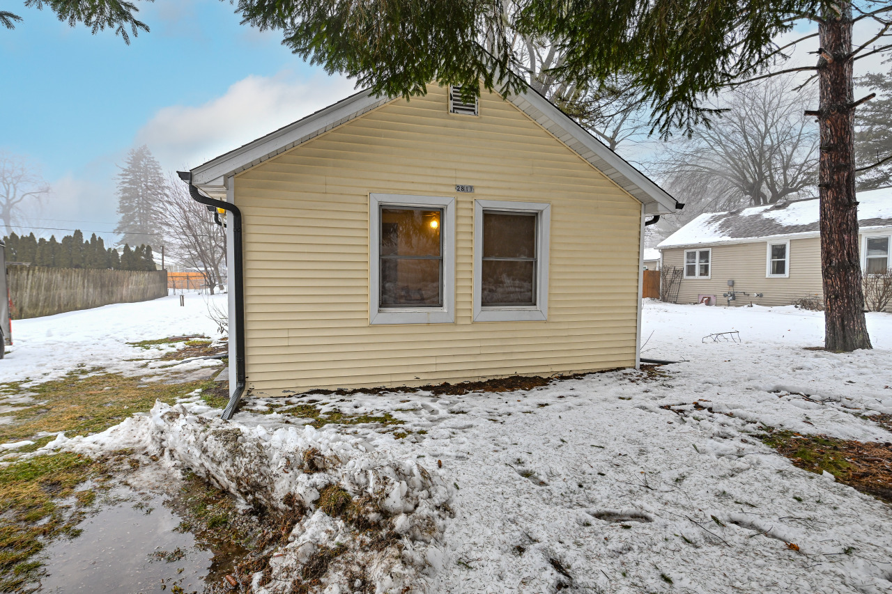 Wisconsin Lake Home for sale (MLS#: 1863090) at 2811  Darlington St, in Delavan, Wisconsin. (26 of 27)