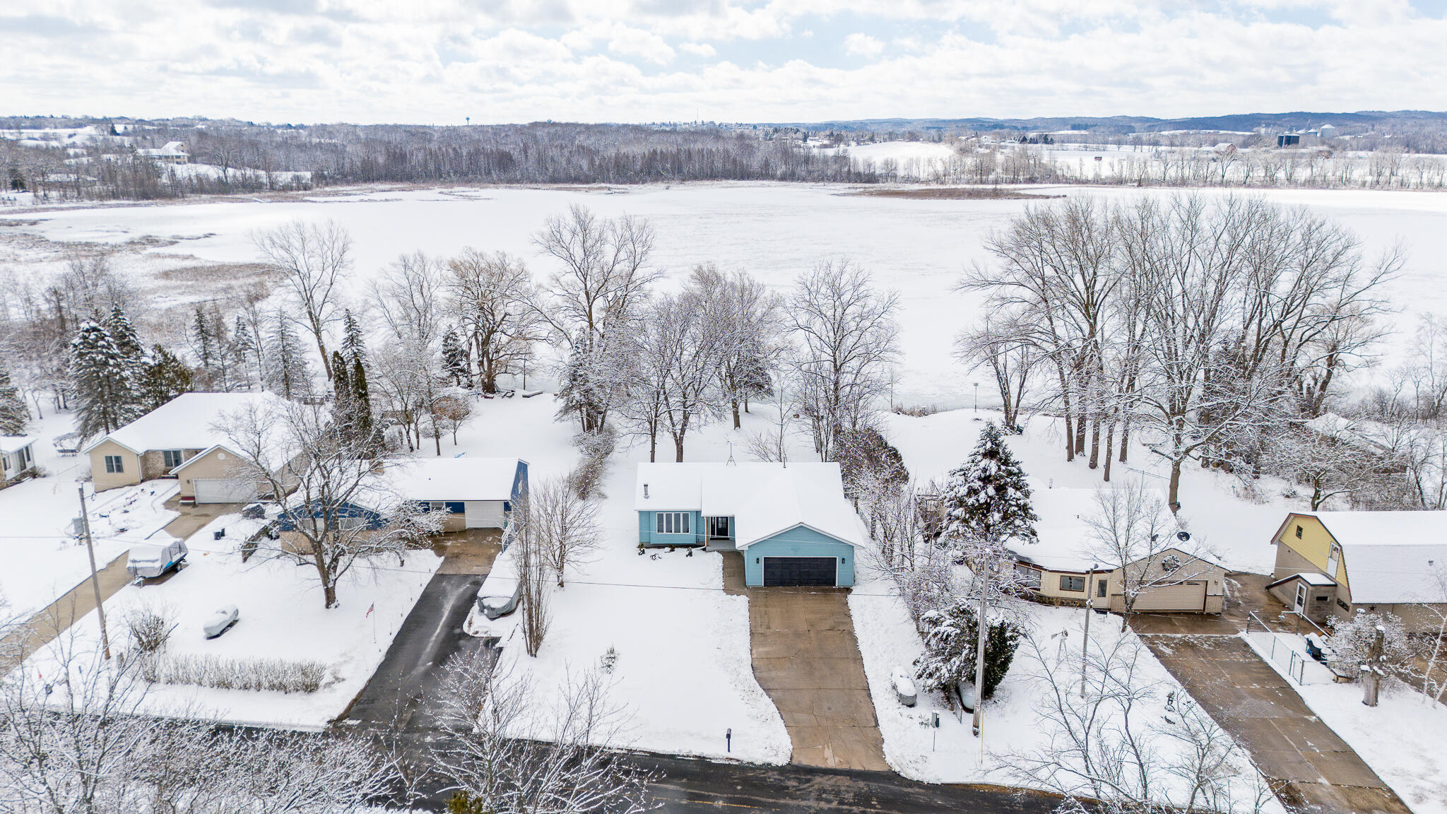 Wisconsin Lake Home for sale (MLS#: 1864810) at 2997  Smith Lake Rd, in Barton, Wisconsin. (17 of 45)