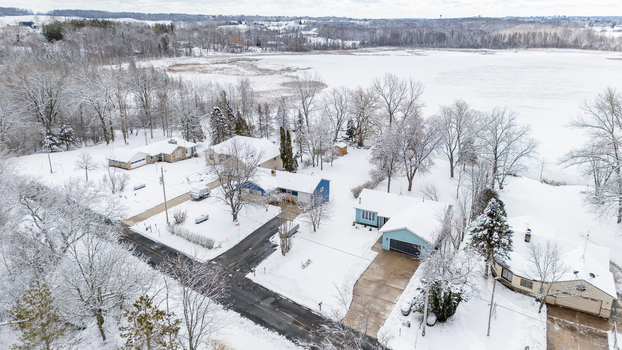 Wisconsin Lake Home for sale (MLS#: 1864810) at 2997  Smith Lake Rd, in Barton, Wisconsin. (18 of 45)