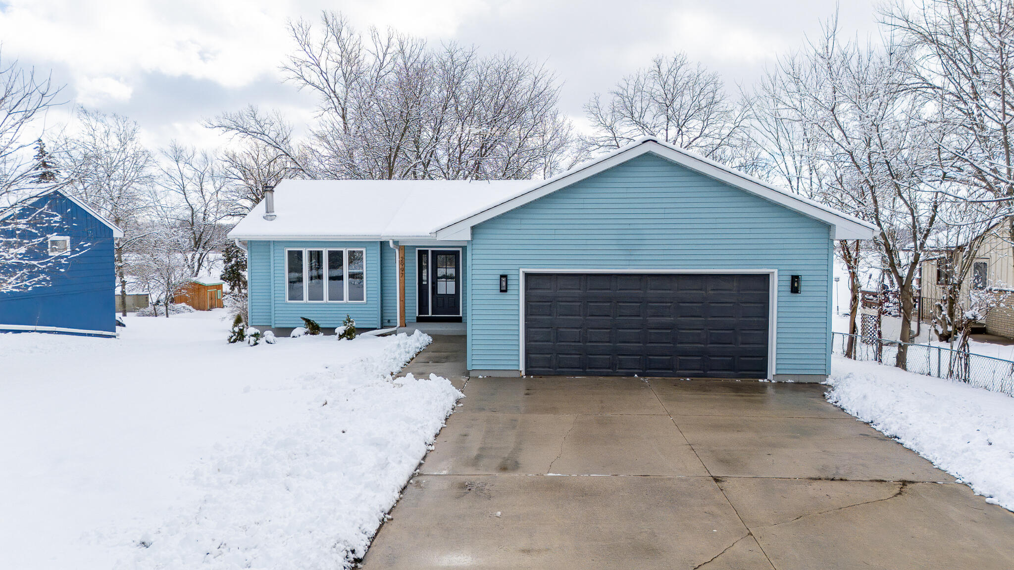 Wisconsin Lake Home for sale (MLS#: 1864810) at 2997  Smith Lake Rd, in Barton, Wisconsin. (5 of 45)