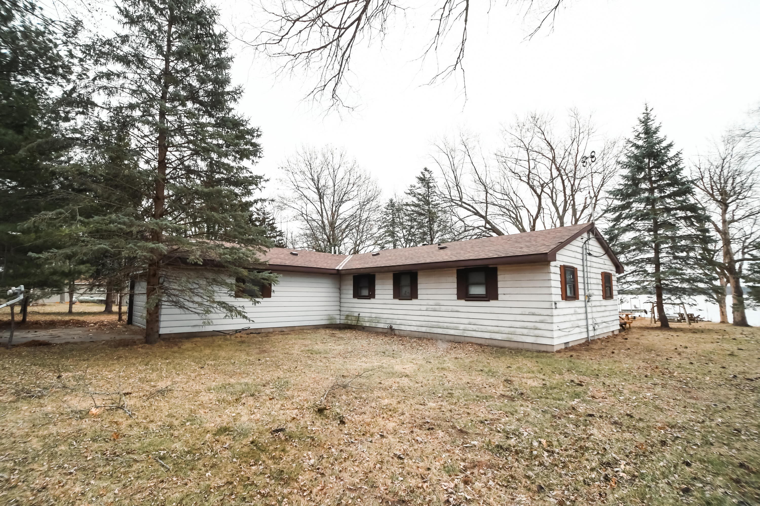 Wisconsin Lake Home for sale (MLS#: 1866740) at W559  Deer Ln, in Mecan, Wisconsin. (27 of 28)