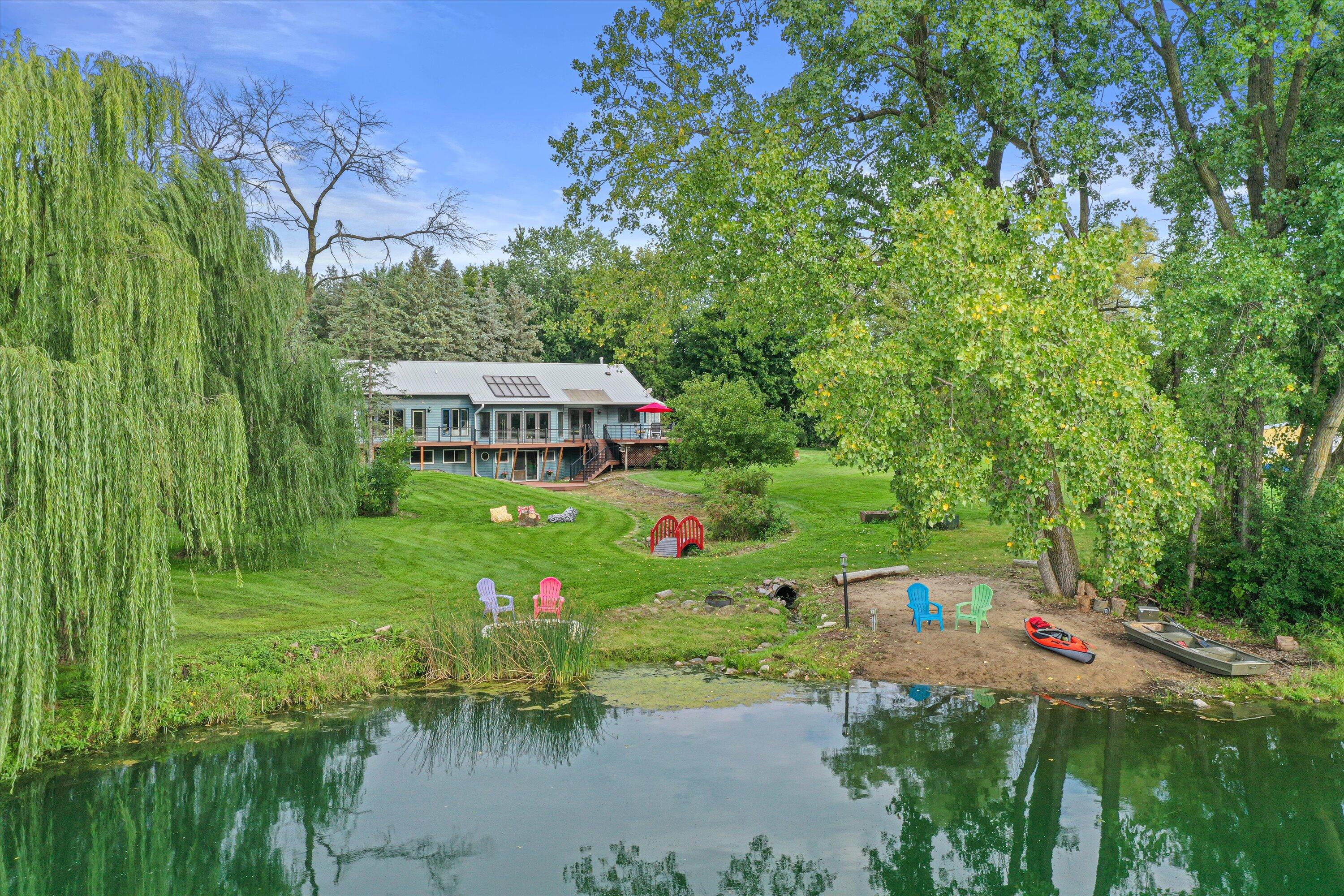 Wisconsin Lake Home for sale (MLS#: 1867173) at W289S2990  Road DT -, in Genesee, Wisconsin. (4 of 48)