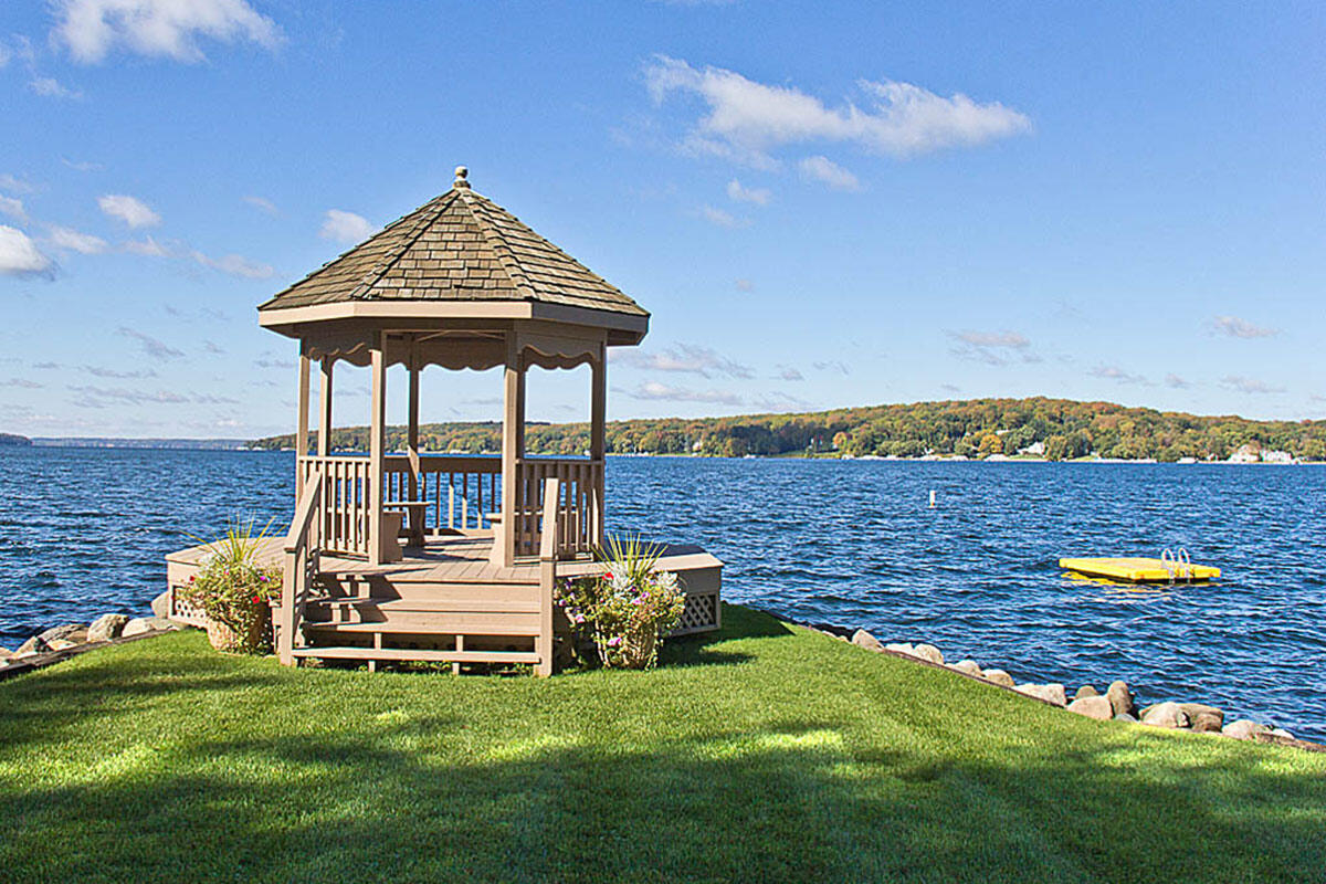 Wisconsin Lake Home for sale (MLS#: 1869708) at 1120 S Lake Shore Dr 33, in Lake Geneva, Wisconsin. (43 of 46)