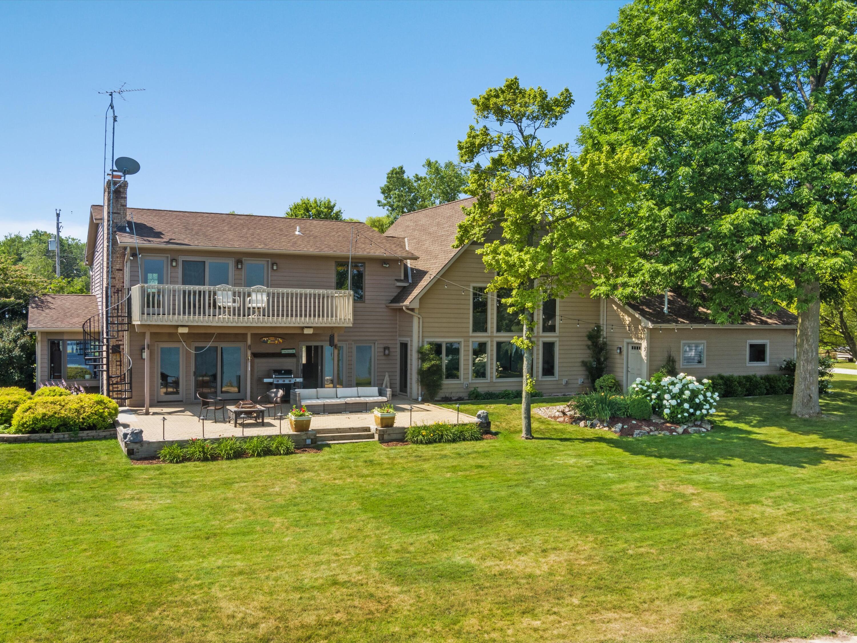 Wisconsin Lake Home for sale (MLS#: 1870009) at 3060  Cottage Ln, in Two Rivers, Wisconsin. (58 of 90)