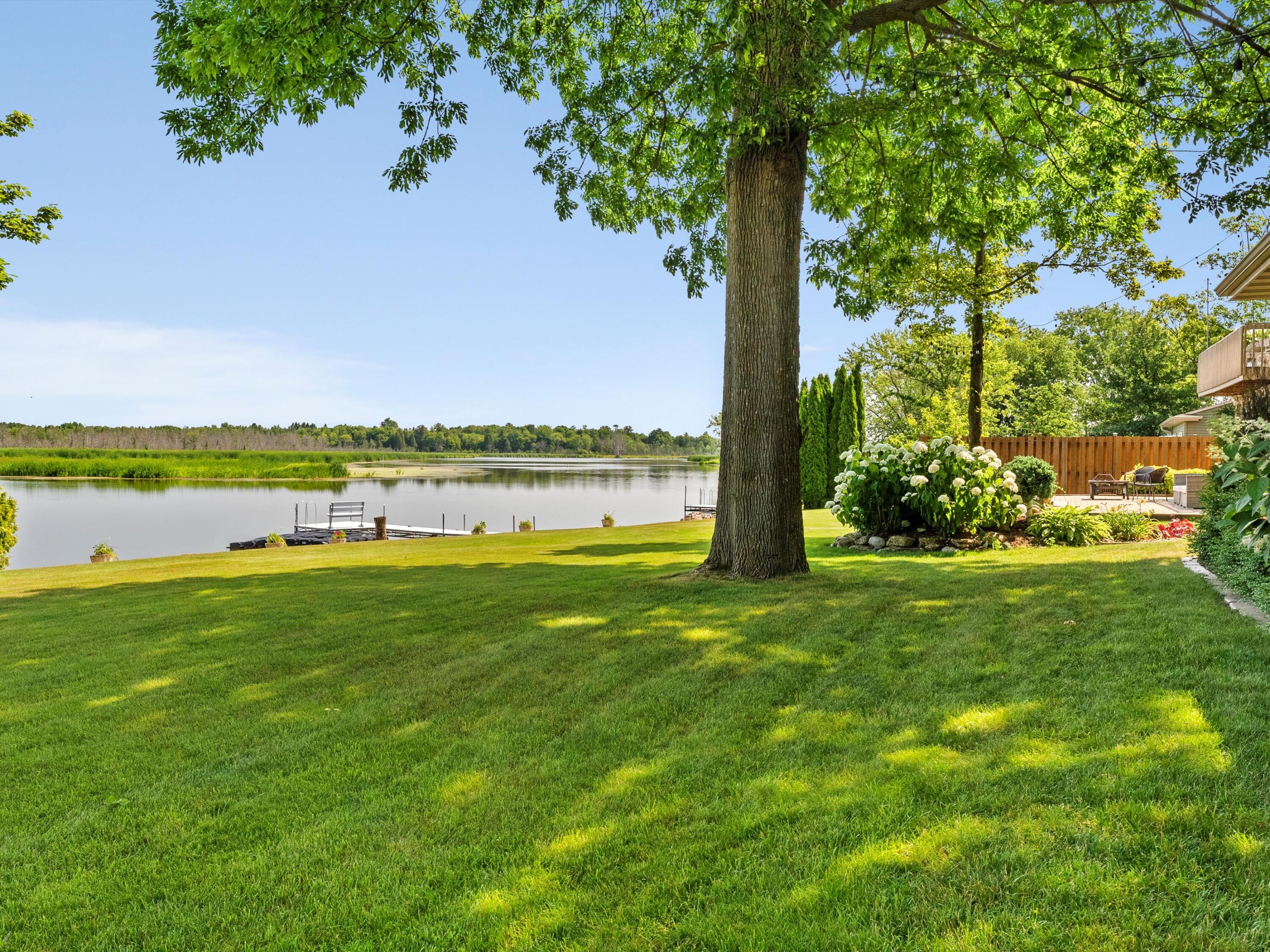 Wisconsin Lake Home for sale (MLS#: 1870009) at 3060  Cottage Ln, in Two Rivers, Wisconsin. (63 of 90)