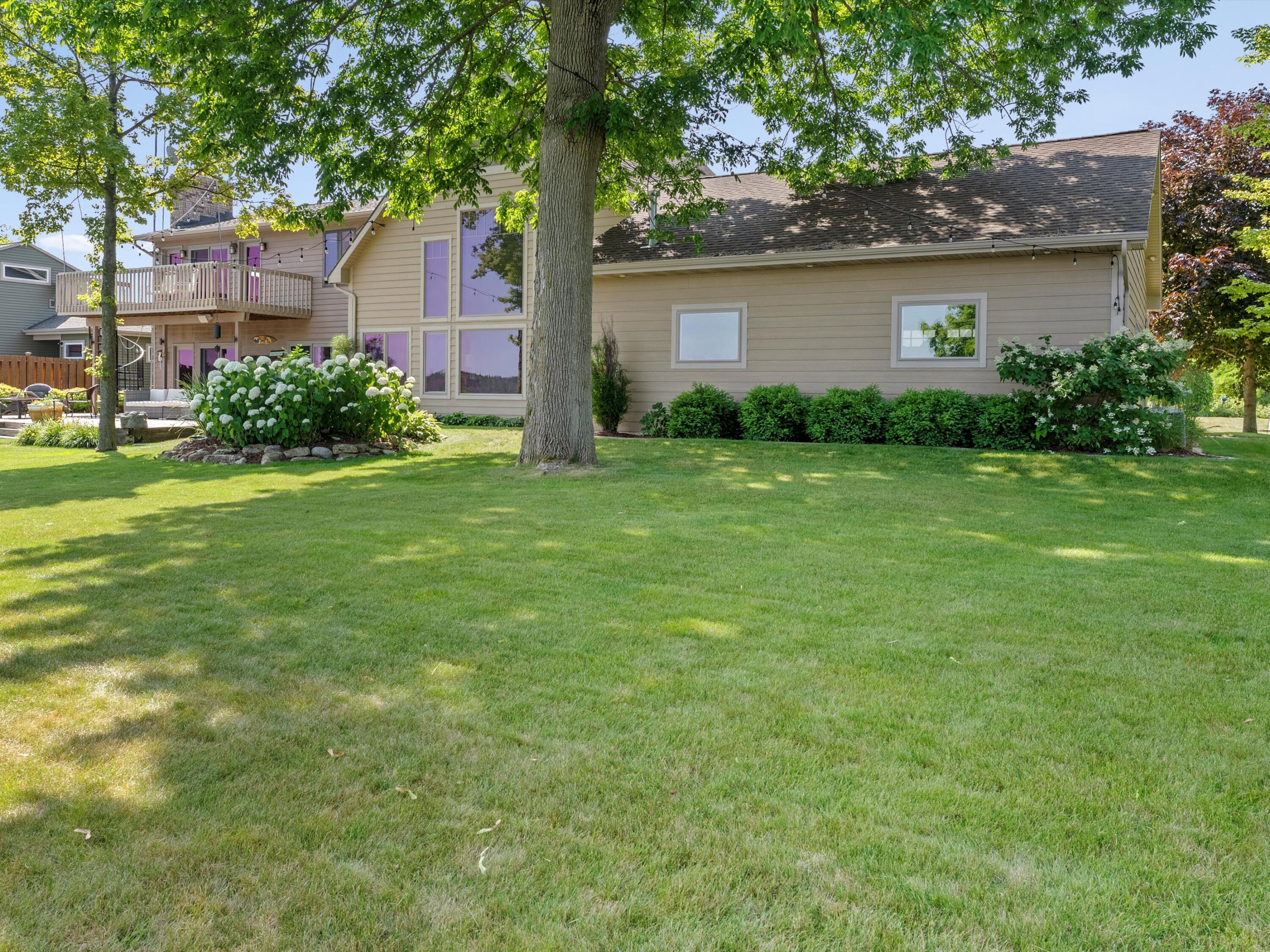 Wisconsin Lake Home for sale (MLS#: 1870009) at 3060  Cottage Ln, in Two Rivers, Wisconsin. (64 of 90)