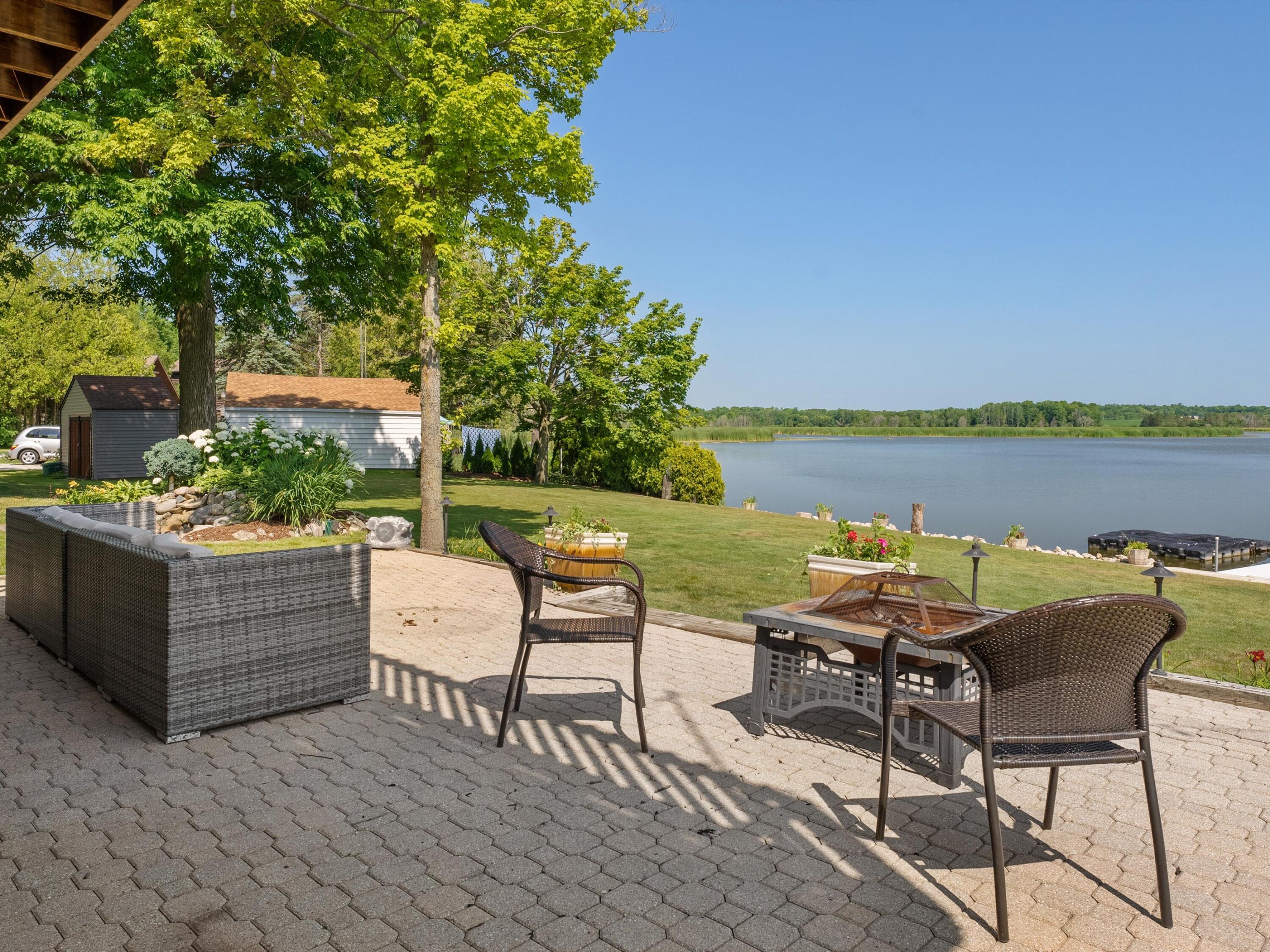 Wisconsin Lake Home for sale (MLS#: 1870009) at 3060  Cottage Ln, in Two Rivers, Wisconsin. (73 of 90)