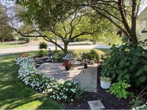 Wisconsin Lake Home for sale (MLS#: 1870188) at 1114  Sauganash Dr, in Fontana, Wisconsin. (37 of 39)