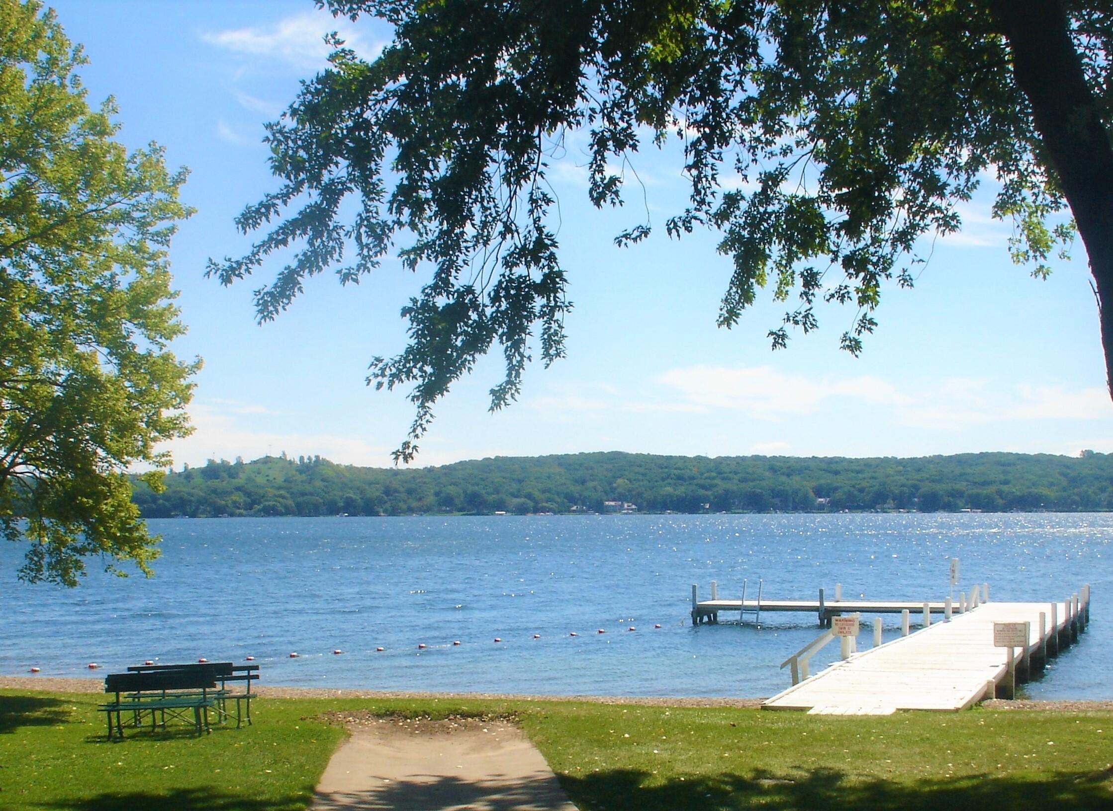 Wisconsin Lake Home for sale (MLS#: 1872055) at 556  Highland Rd, in Williams Bay, Wisconsin. (19 of 23)