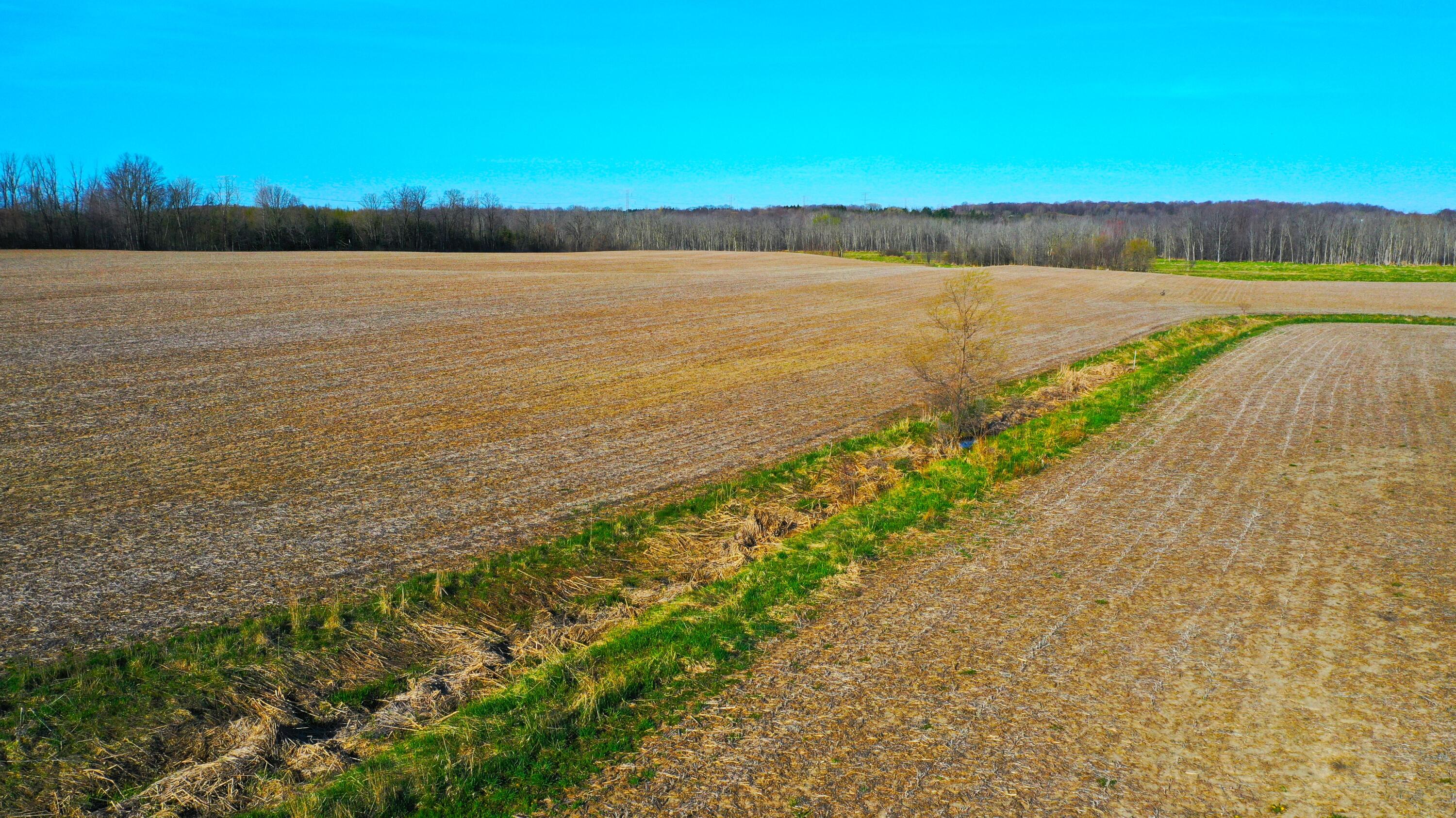 Wisconsin Lake Home for sale (MLS#: 1875340) at 2803  Orchard Ln, in Saukville, Wisconsin. (31 of 93)