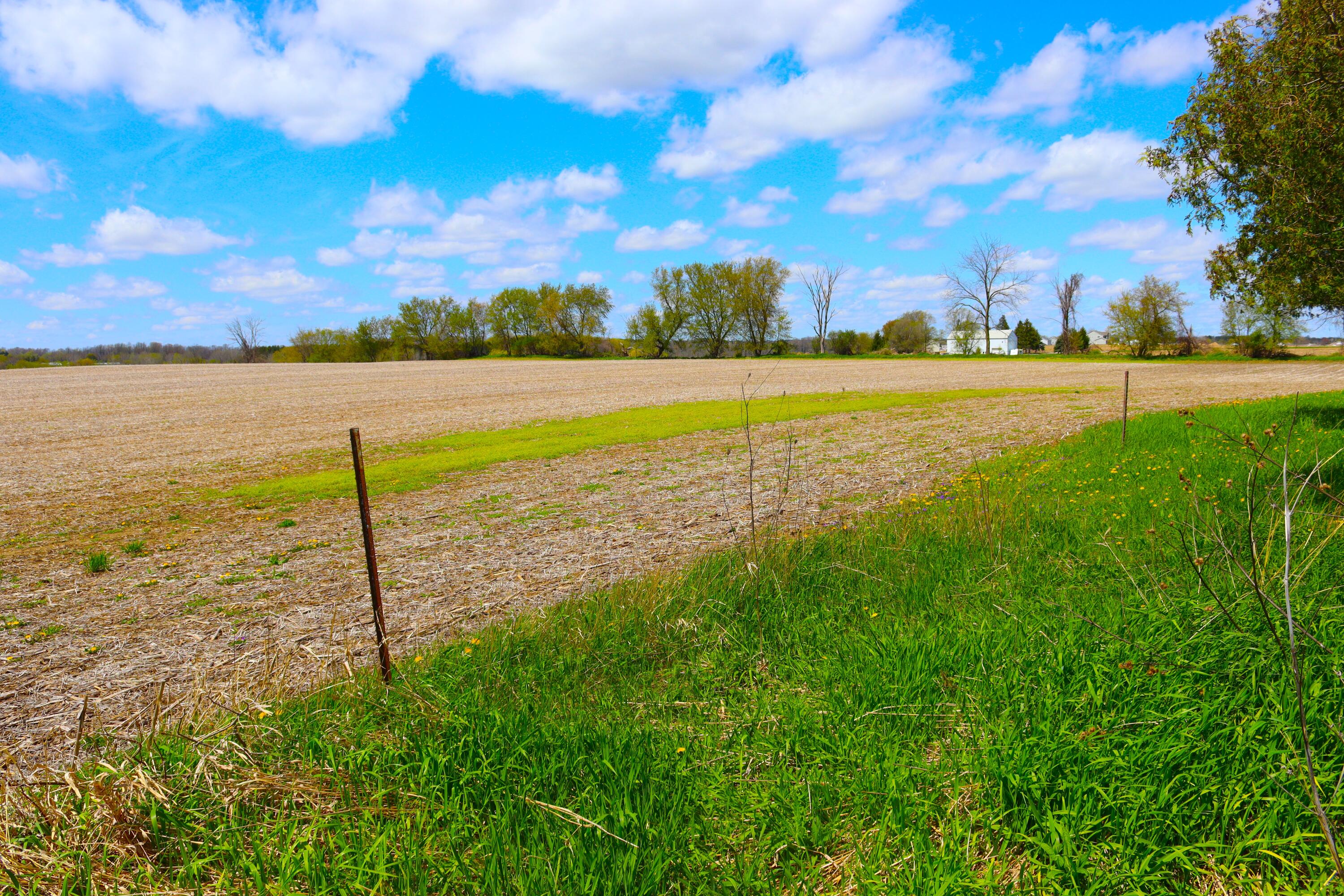 Wisconsin Lake Home for sale (MLS#: 1875340) at 2803  Orchard Ln, in Saukville, Wisconsin. (53 of 93)