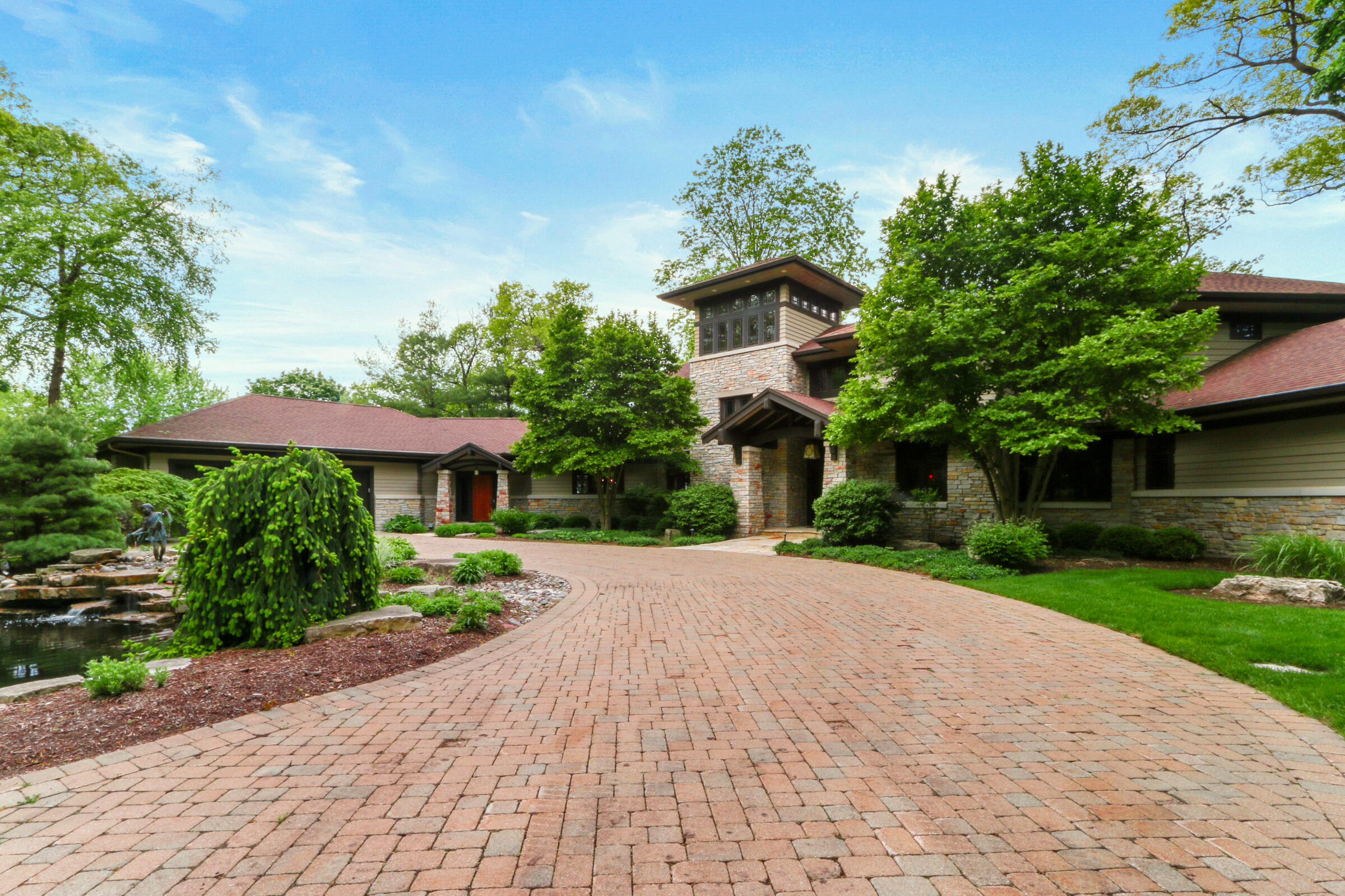 Wisconsin Lake Home for sale (MLS#: 1875962) at 3307  South Shore Dr, in Delavan, Wisconsin. (1 of 85)