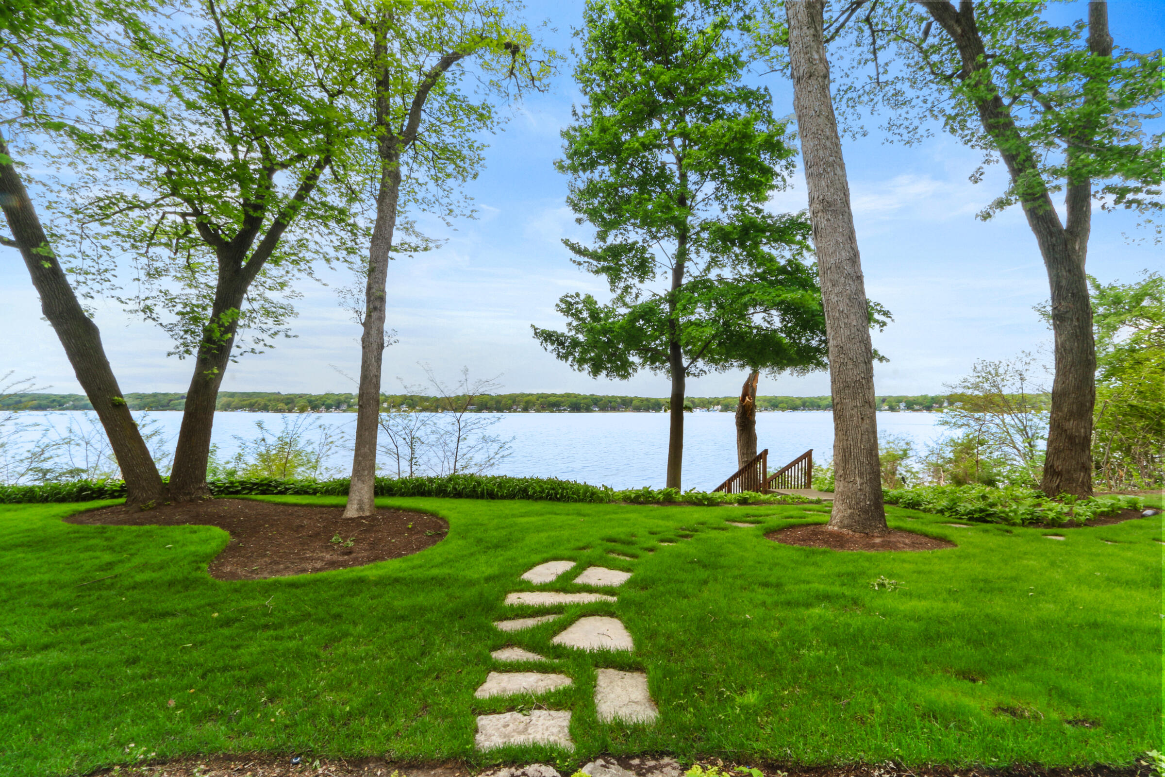 Wisconsin Lake Home for sale (MLS#: 1875962) at 3307  South Shore Dr, in Delavan, Wisconsin. (60 of 85)