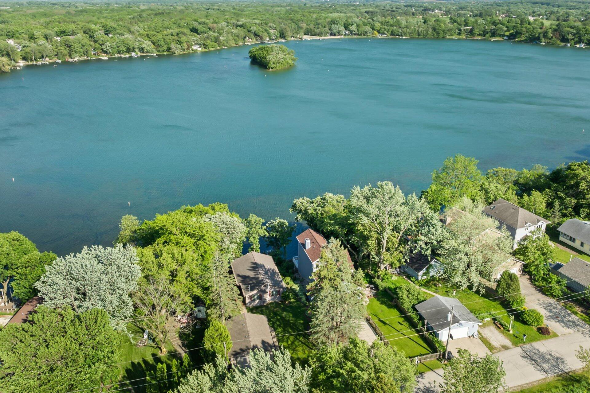 Wisconsin Lake Home for sale (MLS#: 1876632) at N8630  Booth Lake Heights Rd, in Troy, Wisconsin. (5 of 50)