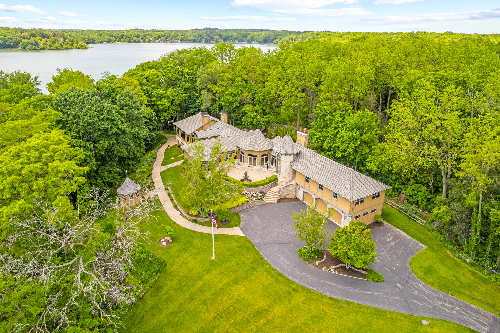 Wisconsin Lake Home for sale (MLS#: 1876793) at N8115  Pleasant Lake Rd, in La Grange, Wisconsin. (3 of 60)