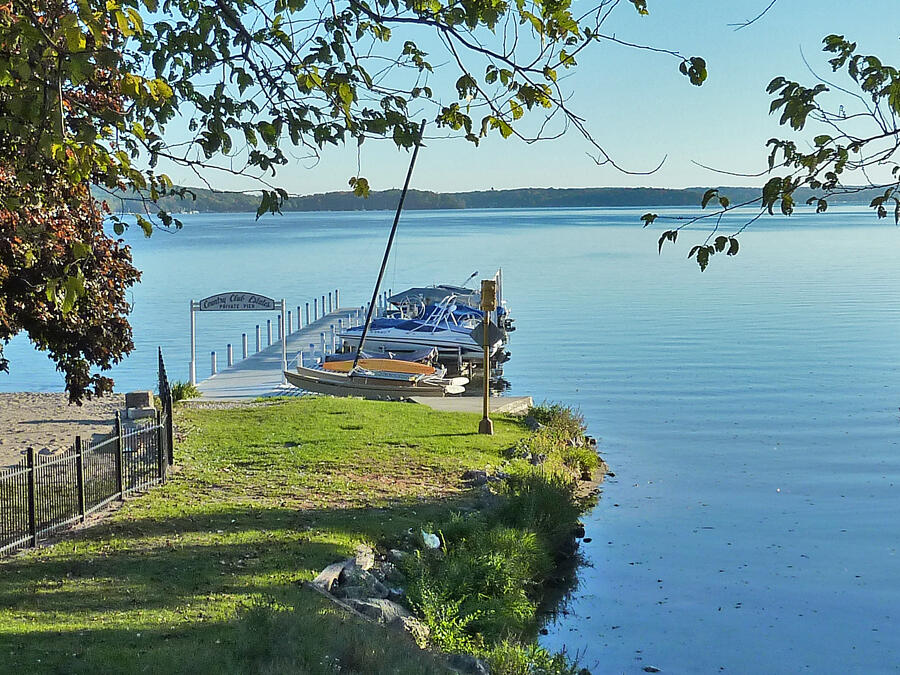 Wisconsin Lake Home for sale (MLS#: 1877397) at 870  Brickley Dr, in Fontana, Wisconsin. (38 of 38)