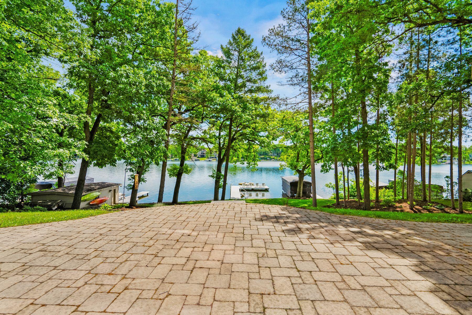 Wisconsin Lake Home for sale (MLS#: 1877741) at W342N5150  Road P -, in Oconomowoc, Wisconsin. (43 of 47)