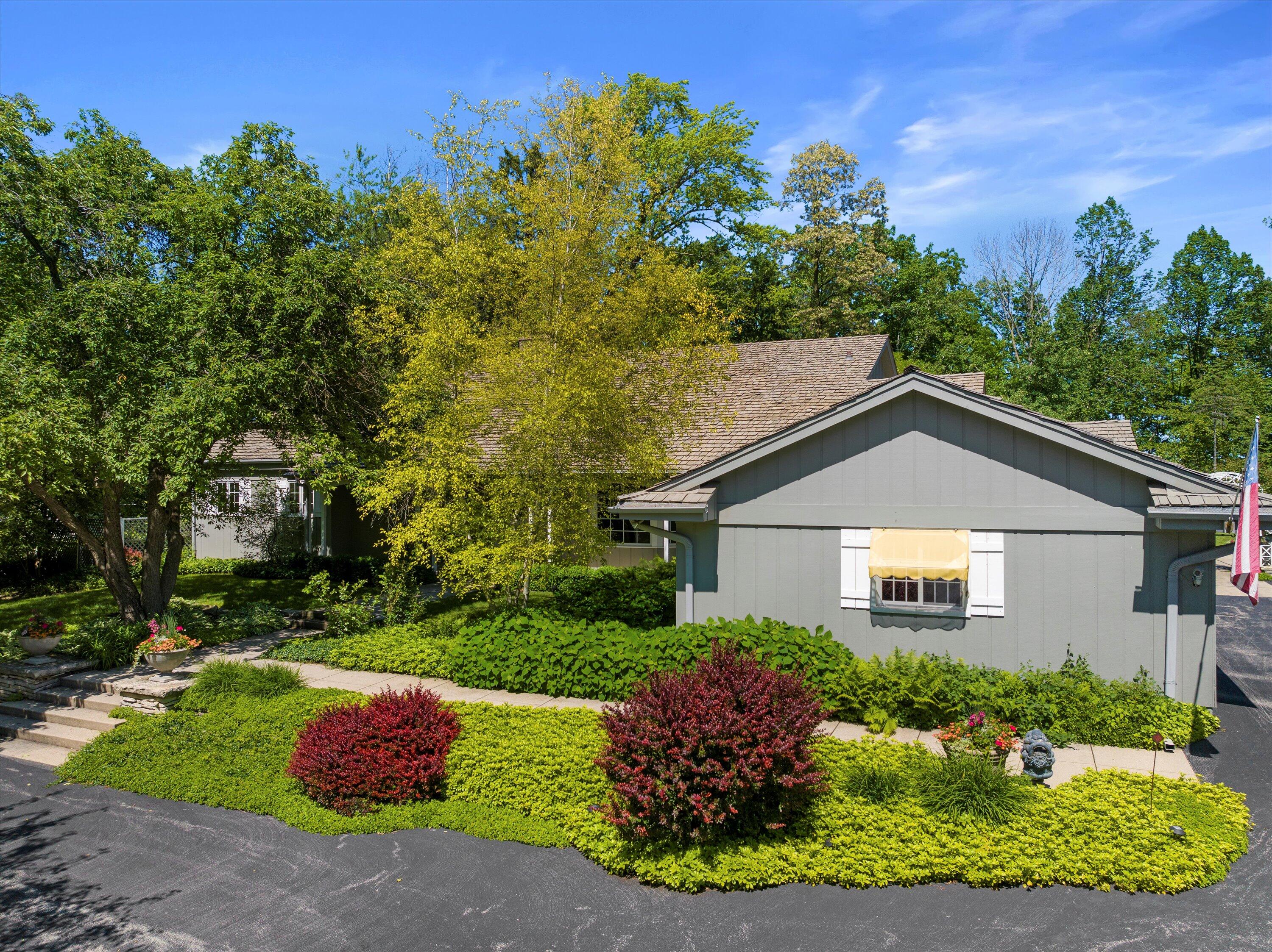 Wisconsin Lake Home for sale (MLS#: 1879279) at 11650 N Shorecliff Ln, in Mequon, Wisconsin. (47 of 75)