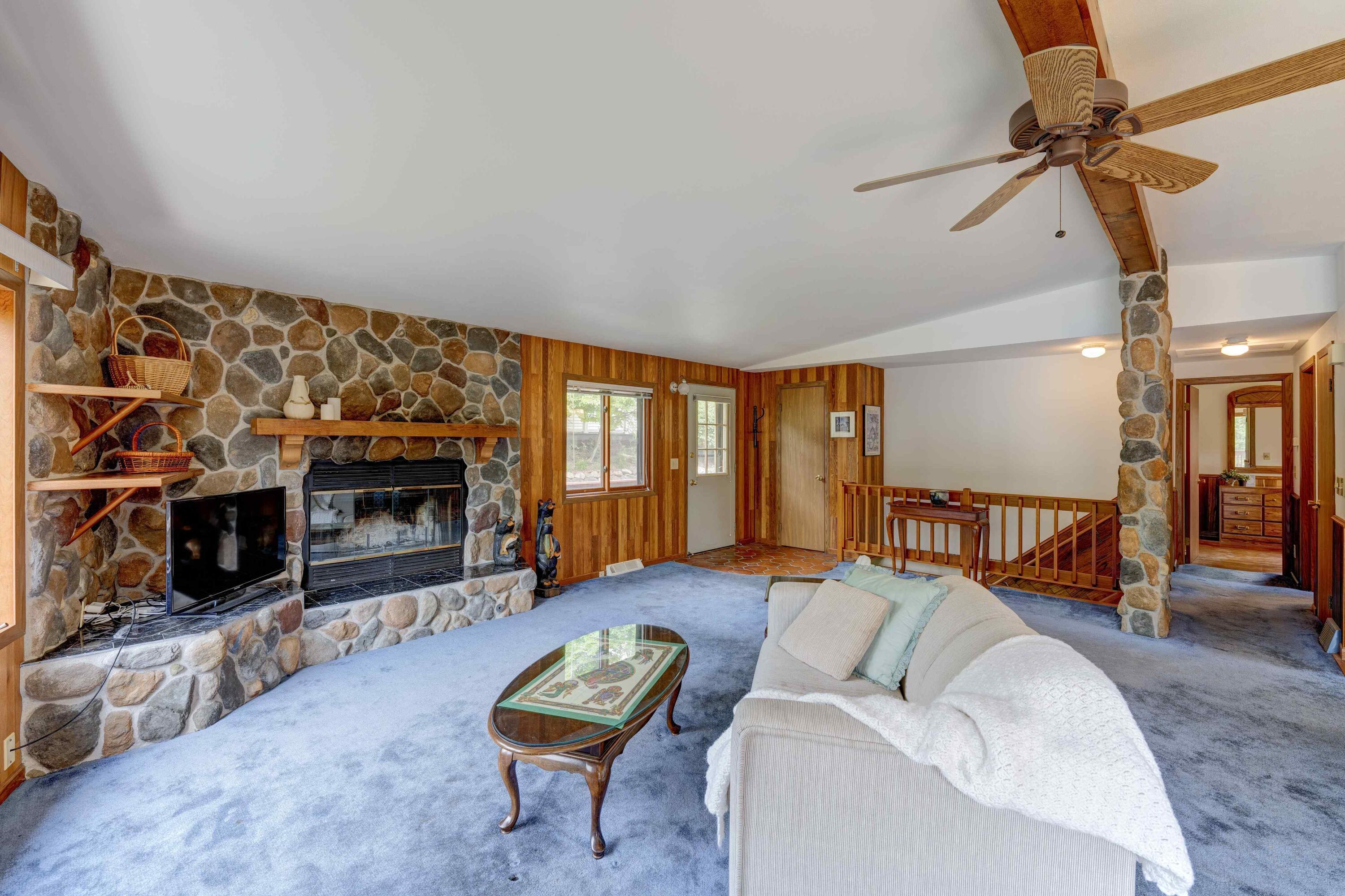 Wisconsin Lake Home for sale (MLS#: 1879633) at W5854  Bubbling Springs Dr, in La Grange, Wisconsin. (8 of 54)