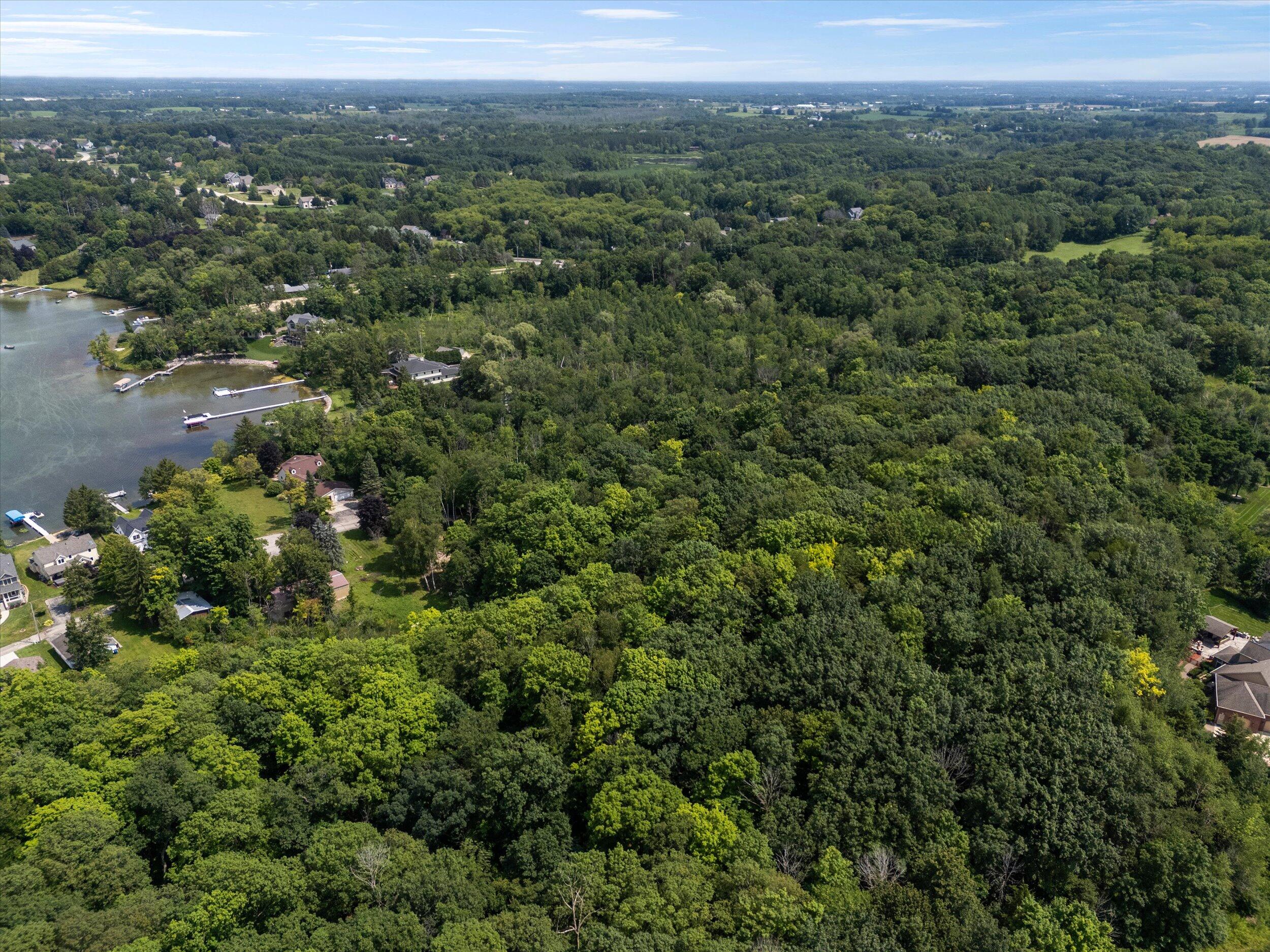 Wisconsin Lake Home for sale (MLS#: 1880921) at 5250  Road 2 -, in West Bend, Wisconsin. (23 of 45)