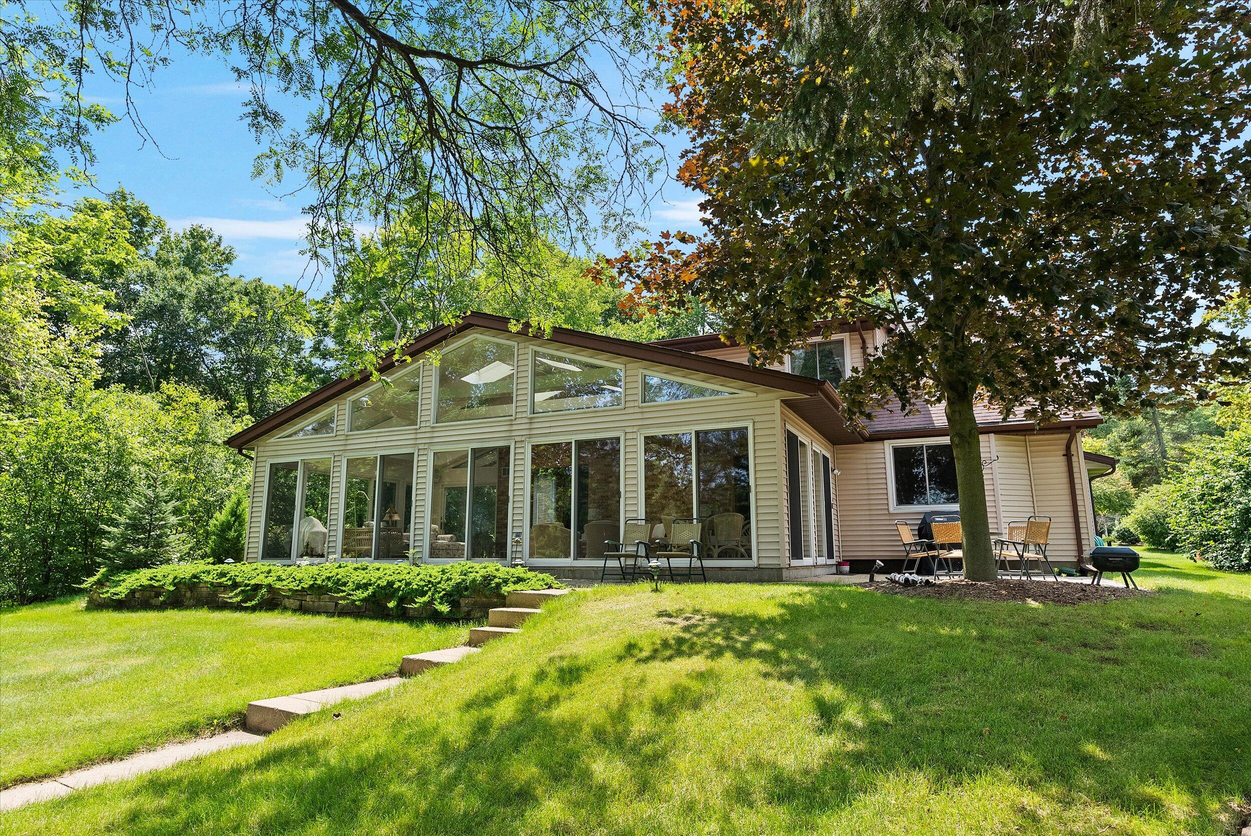 Wisconsin Lake Home for sale (MLS#: 1880921) at 5250  Road 2 -, in West Bend, Wisconsin. (4 of 45)