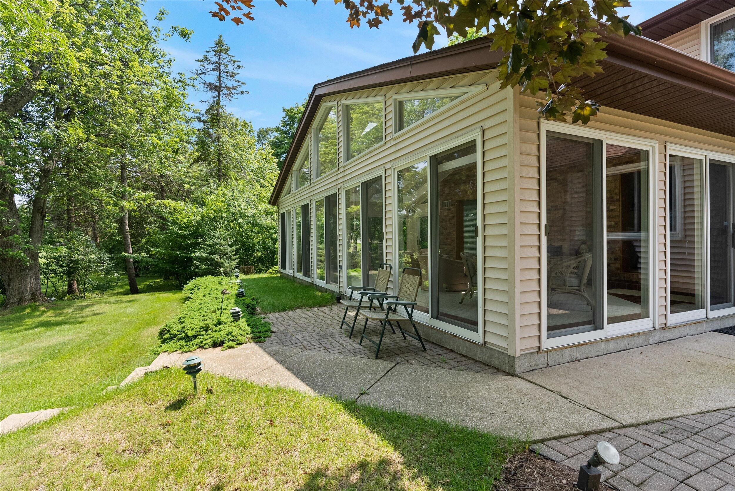 Wisconsin Lake Home for sale (MLS#: 1880921) at 5250  Road 2 -, in West Bend, Wisconsin. (8 of 45)