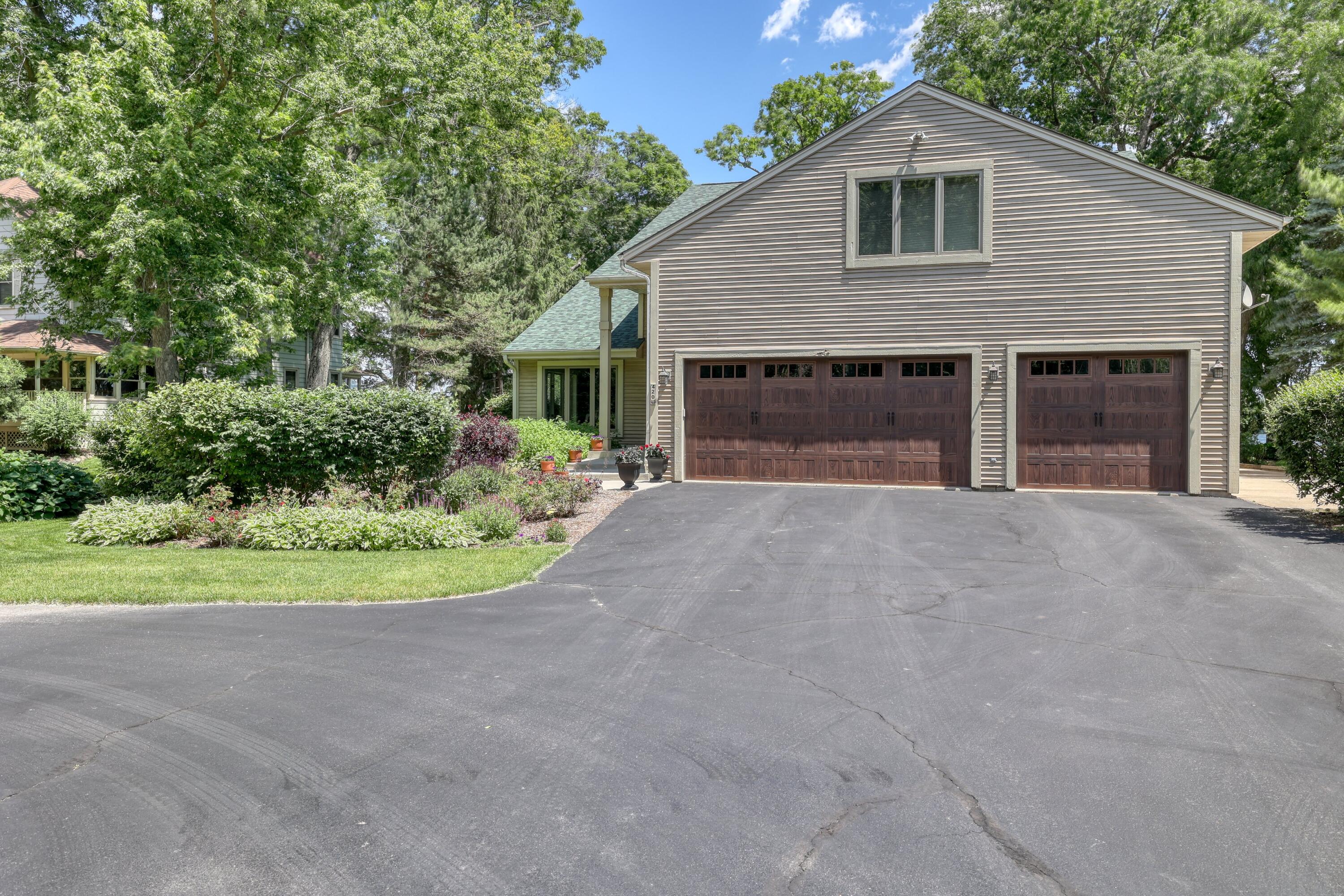 Wisconsin Lake Home for sale (MLS#: 1880952) at 420 S Golden Lake Ln, in Summit, Wisconsin. (51 of 62)