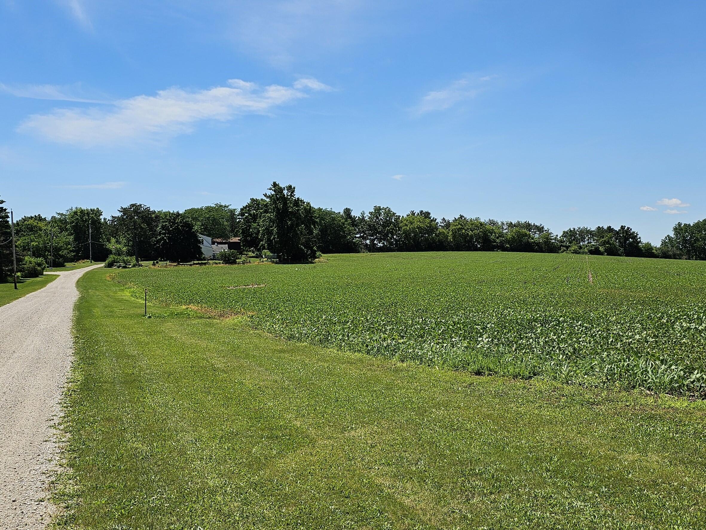 Wisconsin Lake Home for sale (MLS#: 1881339) at W240S10240  Castle Rd, in Vernon, Wisconsin. (7 of 34)