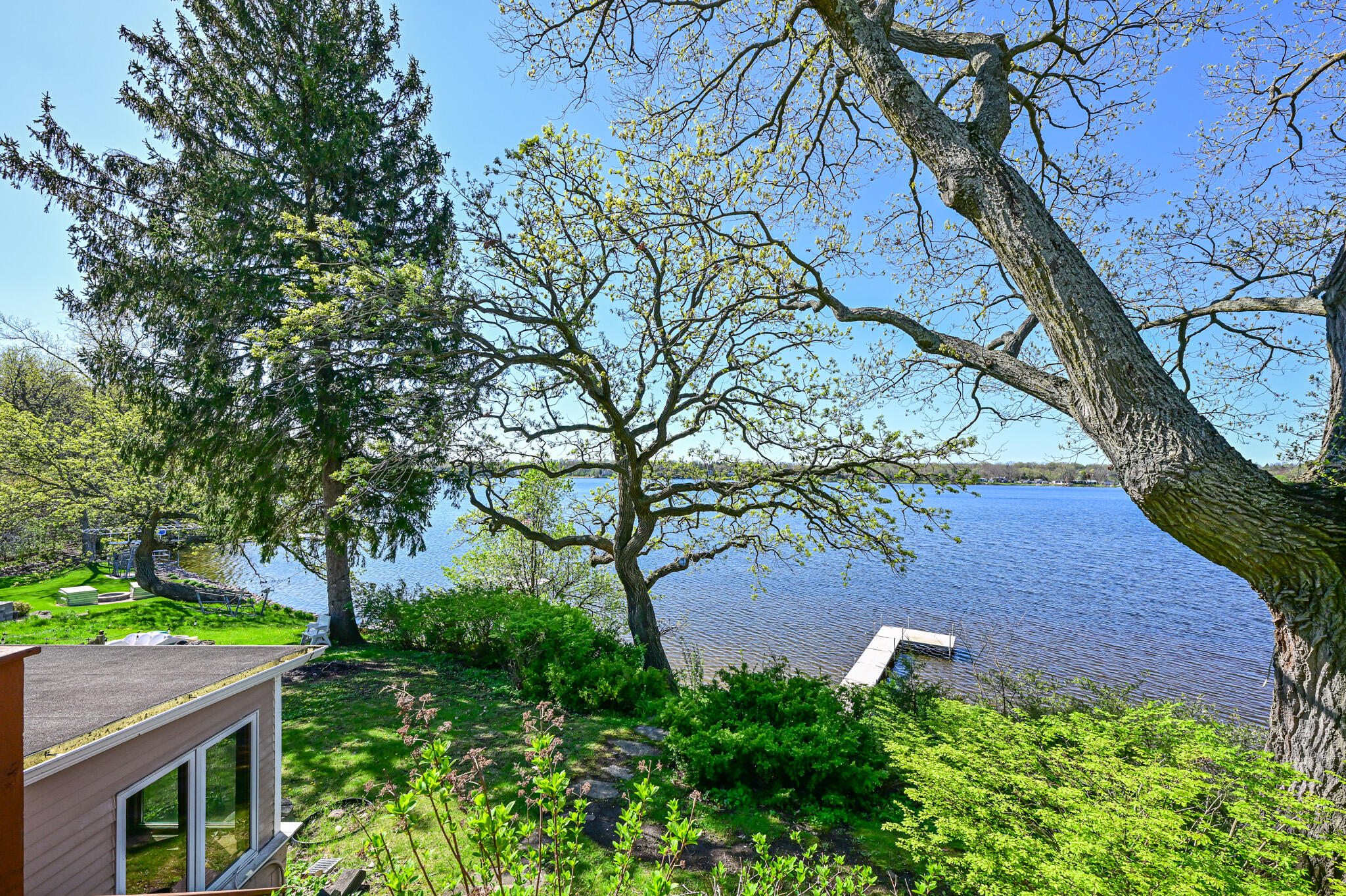 Wisconsin Lake Home for sale (MLS#: 1881725) at 33609  Contour Dr, in Burlington, Wisconsin. (33 of 45)