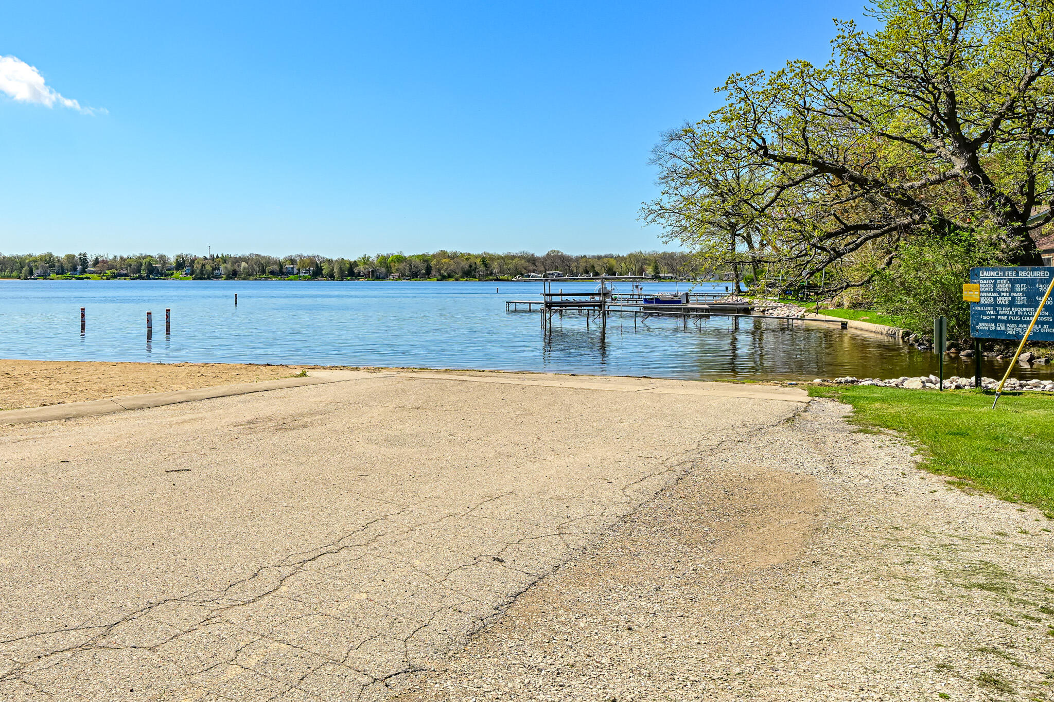 Wisconsin Lake Home for sale (MLS#: 1881725) at 33609  Contour Dr, in Burlington, Wisconsin. (42 of 45)