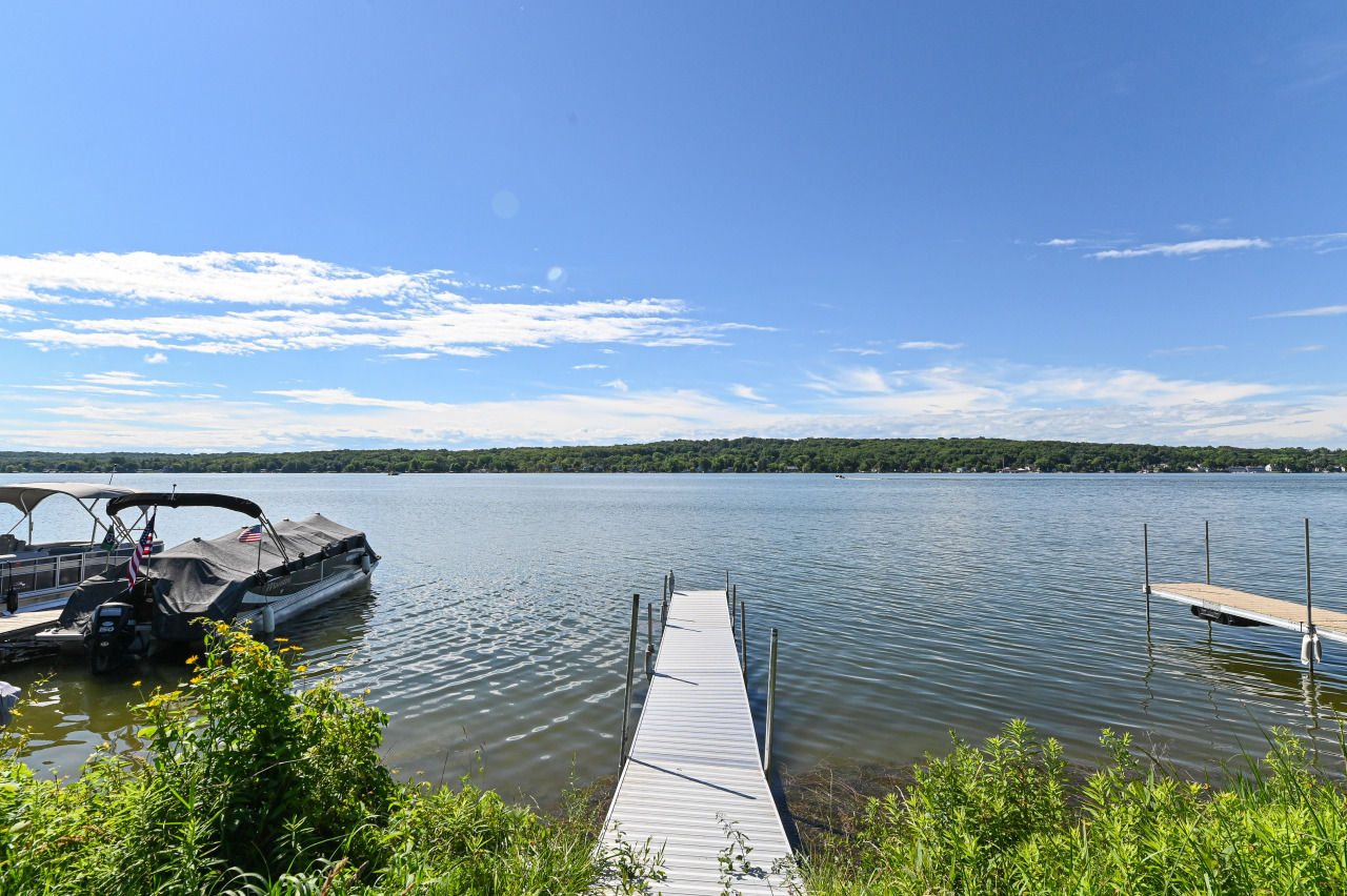 Wisconsin Lake Home for sale (MLS#: 1882145) at W4140  Lake Shore Dr, in Geneva, Wisconsin. (39 of 48)